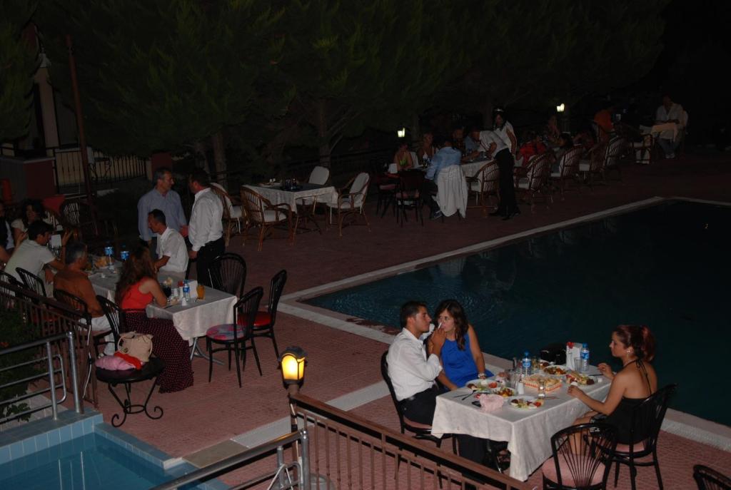 Club Prestige Otel